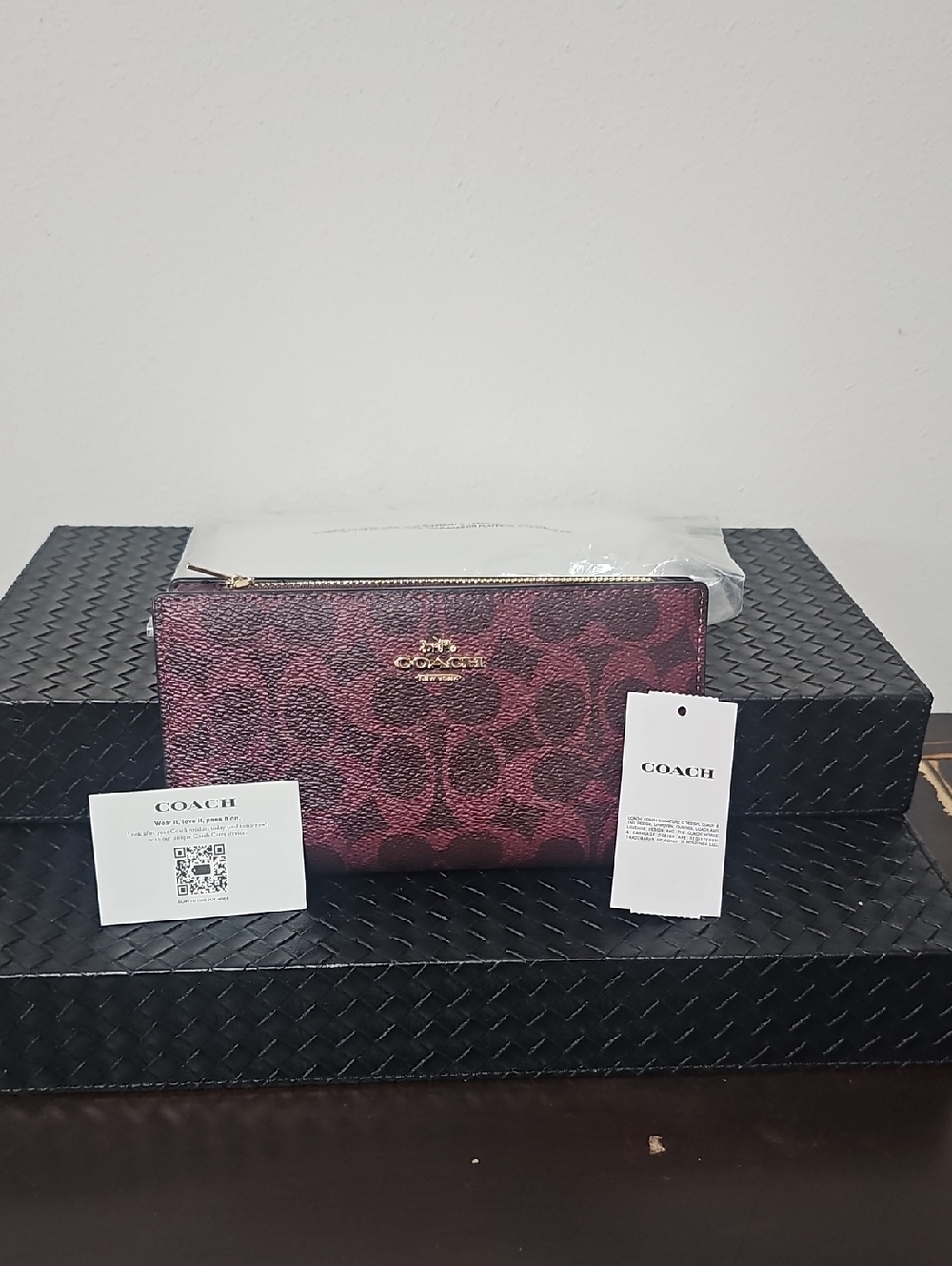 MOTHERS DAY SALE...Coach Signature Slim Zip Wallet in Black Currant